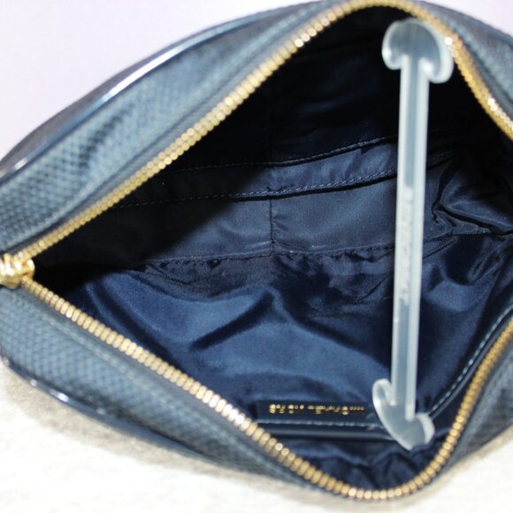 Michael Kors Jet Set East West Camera Crossbody Bag Black Mesh Logo Strap - Picture 8 of 11